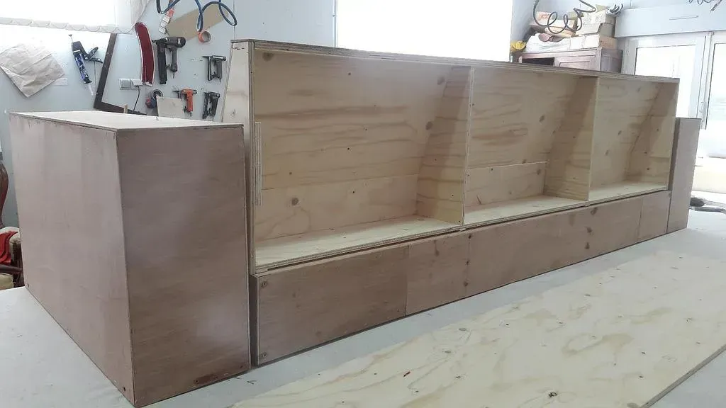Étape 6 de la fabrication du canapé